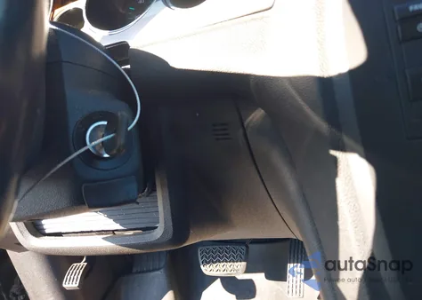 2011 Buick Enclave 1Xl z USA, uszkodzony, nr VIN 5GAKVBED1BJ213863